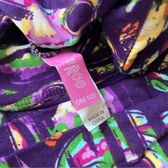 NWT LuLaRoe OS leggings Halloween purple pink striped skulls Whimsygoth Witchy - Picture 5 of 5